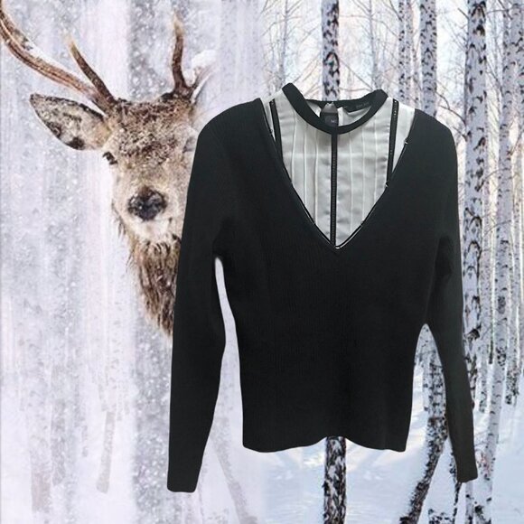 Cute Mexx Black V Neck Sweater with Pretty looped yarn on Neckline - Picture 3 of 9